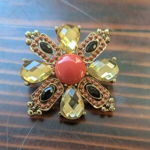 Vintage-Inspired Floral Brooch – Coral & Citrine Statement Pin